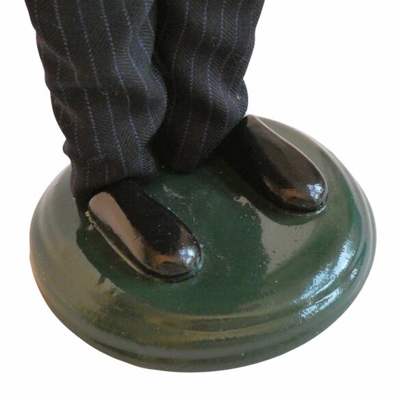 Byers' Choice Christmas Musical Waite Man with French Horn 13" Figurine - Picture 5 of 8